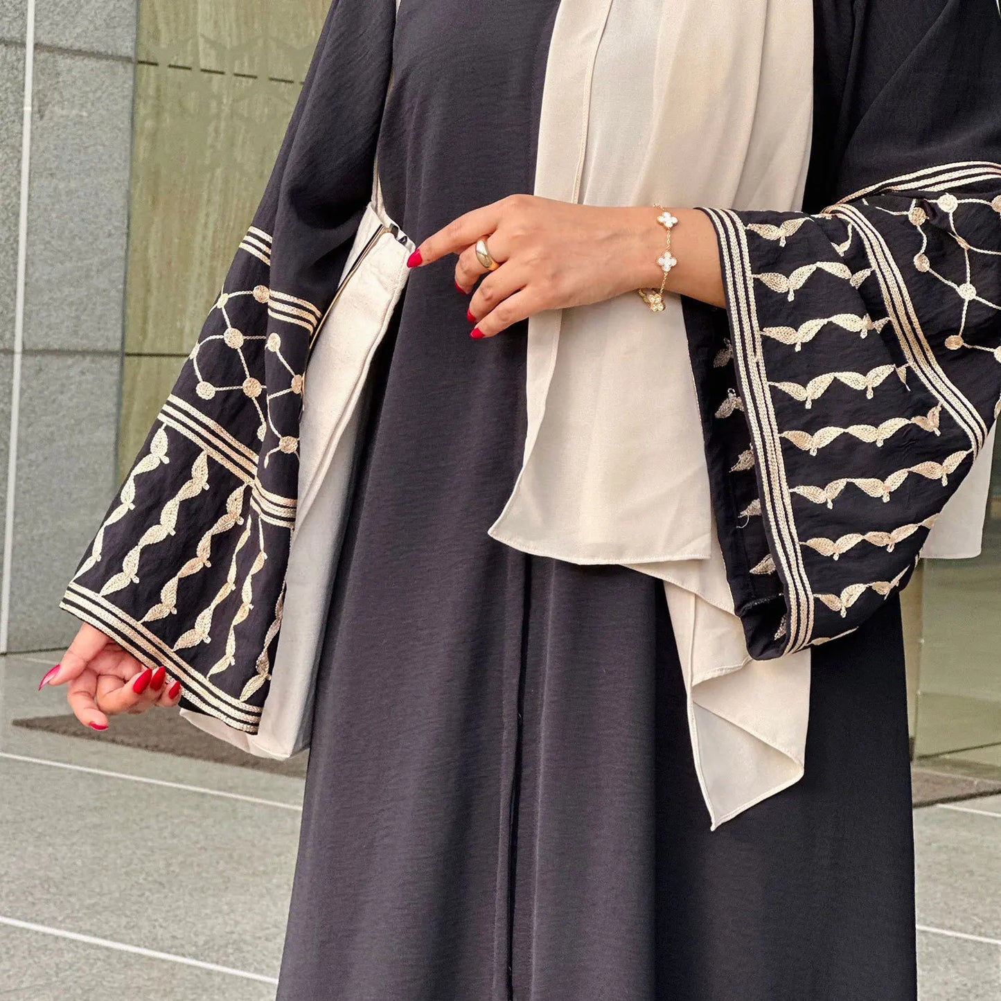 Women Abaya Embroidery Maxi